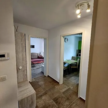 Bright&cozy Coresi * Брашов
