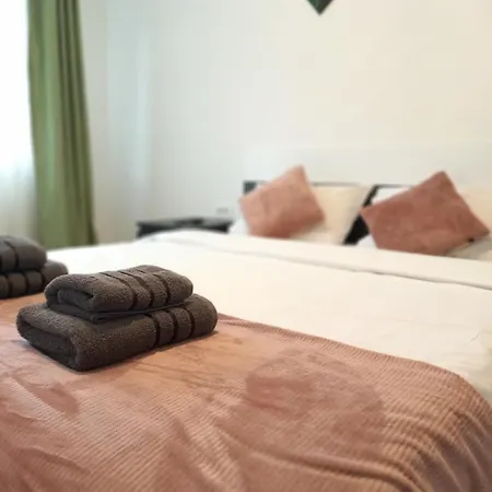 Bright&cozy Coresi 3 *