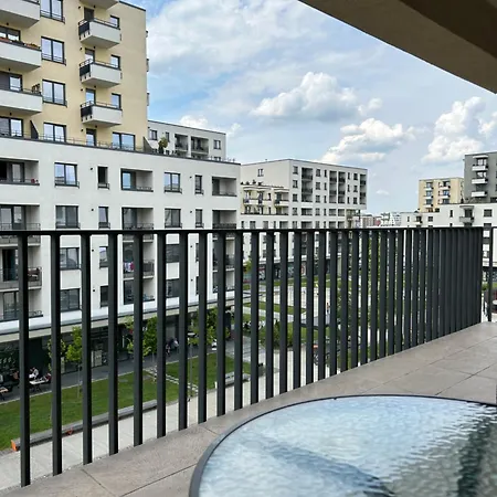 Апартаменты Bright&cozy Coresi 3 *