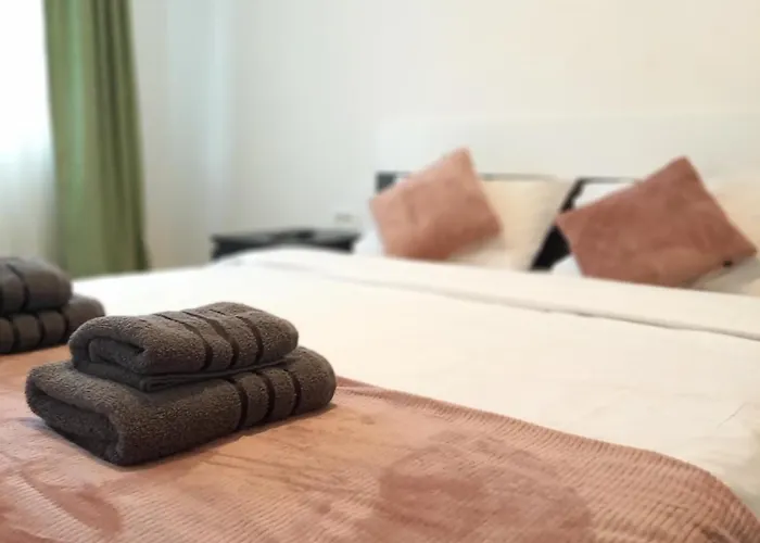 Bright&cozy Coresi 3 *