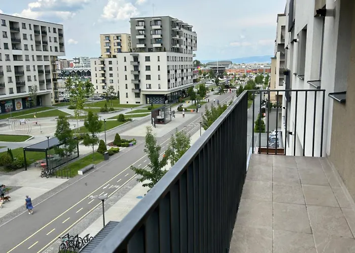 Bright&cozy Coresi 3 *